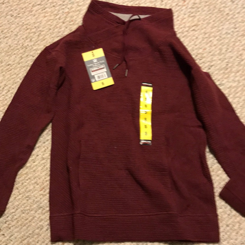 Ladies Mock neck burgundy pullover